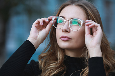 Vision World of Copiague | Comprehensive Eye Exams, Macular Degeneration and Optical Department